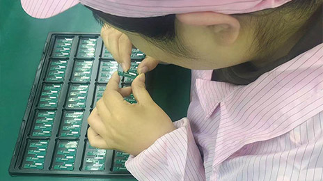 QA出货检验-SMT贴片熟妇人妻久久中文字幕麻豆网-苏州昆山PCB抄板电路板焊接|线路板焊接|SMT贴片焊接